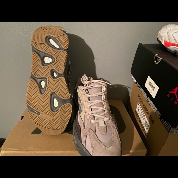 Adidas Yeezy Boost 700 V2 Tephra Adidas yeezy 700 tephra